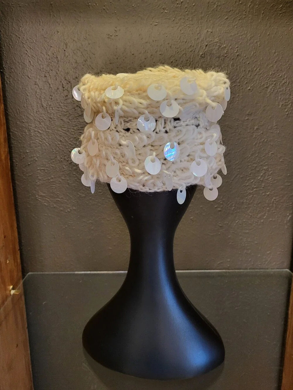 Jo Giovanni 1950s Ivory Wool Beehive Pillbox Iridescent Paillette Dangles Italy